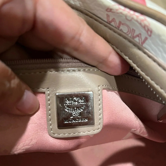 MCM WHITE VISETOS HANDBAG - Picture 16 of 16